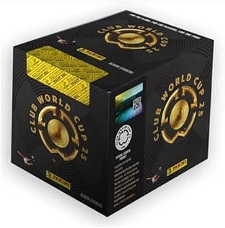 صندوق عرض ملصقات كأس العالم للأندية 2025 من Panini مع 50 كيس - مجموعة كأس العالم للأندية الرسمية مع 32 فريقاً + حماية شحن Heartforcards®