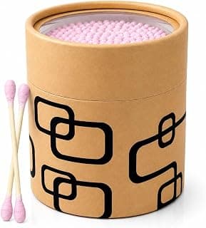 أعواد قطن متعددة الاستخدام مع علبة تخزين أنيقة – Cotton Swabs لتنظيف الأذن والعناية بالبشرة والمكياج – 100% قطن طبيعي – ناعمة وآمنة للاستخدام اليومي – عبوة عملية بغطاء شفاف