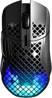 ماوس جيمنج لاسلكي ستيل سيريز Aerox 5 خفيف الوزن 74 جرام، 9 أزرار، بلوتوث/2.4 GHz، بطارية 180 ساعة، مقاوم للماء IP54، للكمبيوتر/ماك، ألعاب FPS وMOBA، لون أسود