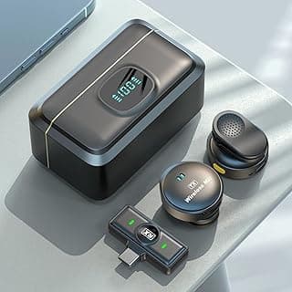 ميكروفون لافالير لاسلكي Q8، NP-57 (2 مرسل + 1 مستقبل + علبة شحن بشاشة LED) مع تقنية تقليل الضوضاء الذكية، 11 ساعة تشغيل، توصيل وتشغيل للهواتف الذكية (للفلوجات، العروض المباشرة، المقابلات)