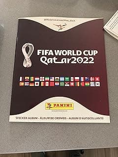 مجموعة ألبوم وملصقات FIFA World Cup Qatar 2022 - ألبوم بغلاف ناعم و2 صندوق ملصقات (500 ملصق إجمالي)
